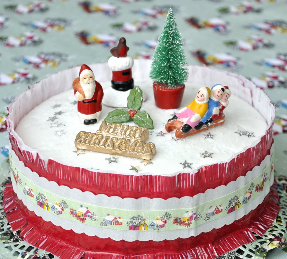10+ Santa Claus Christmas Cake Decoration Ideas