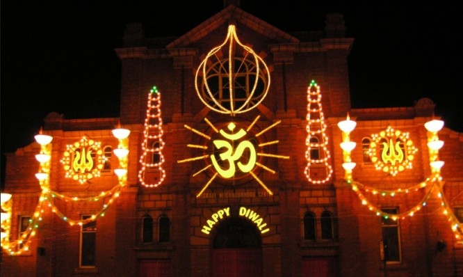 Home Lighting Decoration with Religious Symbols Ideas To Make Your Diwali Special
