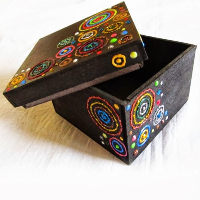 Diwali Gift Box DIY: Decoration Ideas with Candle Holder