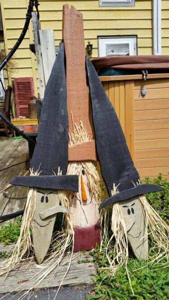 DIY Ideas for Wooden Halloween Yard Decorations • K4 Craft
