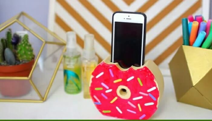 donut-phone-holder-Learn to Make Donut Phone Holder