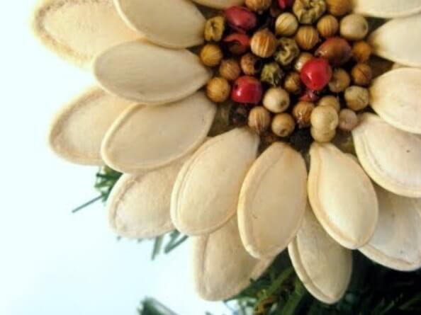 DIY-Pumpkin-Seed-Flower-Christmas-Ornament-k4craft-Pumpkin Seed Flower Ornament for decoration (Tutorial)