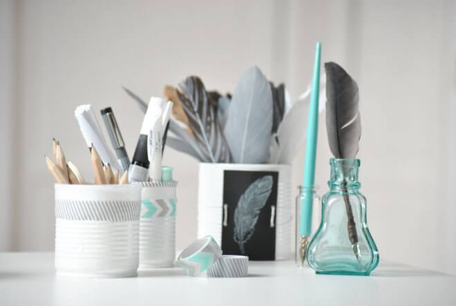 Desk-Organizers-k4craft-DIY Tin Can Organizer to Organize Your Workspace