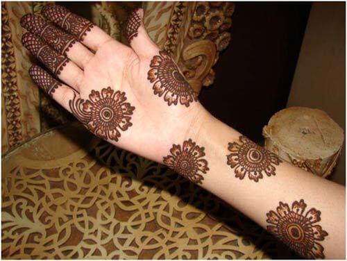 Beautiful Arabic Mehndi Designs: Full Hands and Feet