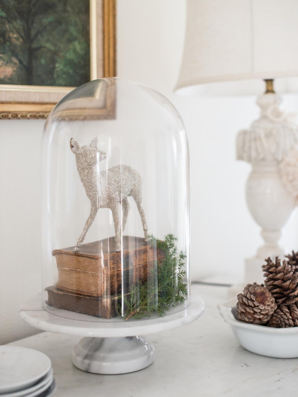 Low-Cost Christmas Decorations You Can Make Yourself