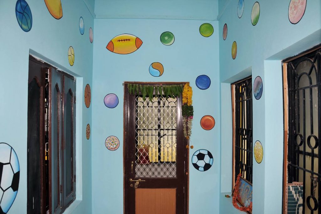 Sports balls wall painting Play School Wall Paintings to Decorate Walls