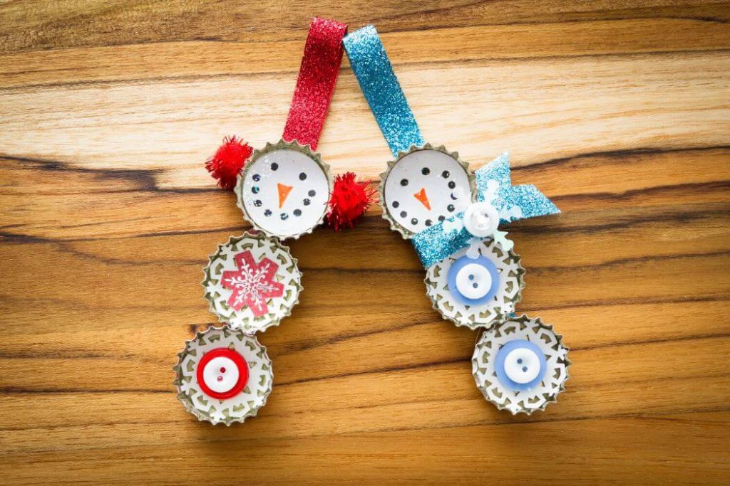 Old bottle caps Christmas Crafts for kids Easy Christmas Craft Ideas for Kids