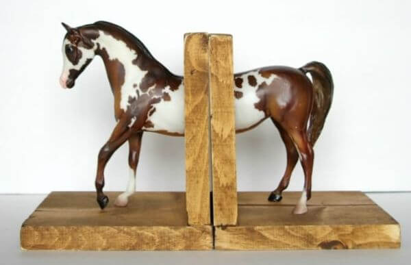 DIY Horse Bookend Craft