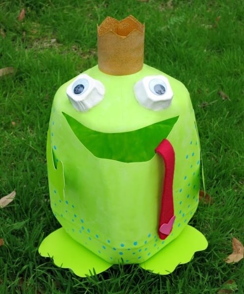  National Frog Month Craft Projects for Kids, toddlers, preschoolers - Beautiful Back Yard Frog Craft Ideas