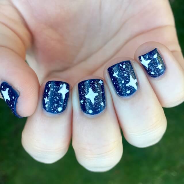 Earth Day with These Adorable Stars Nail Art Designs